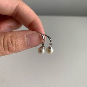 Pearl earrings